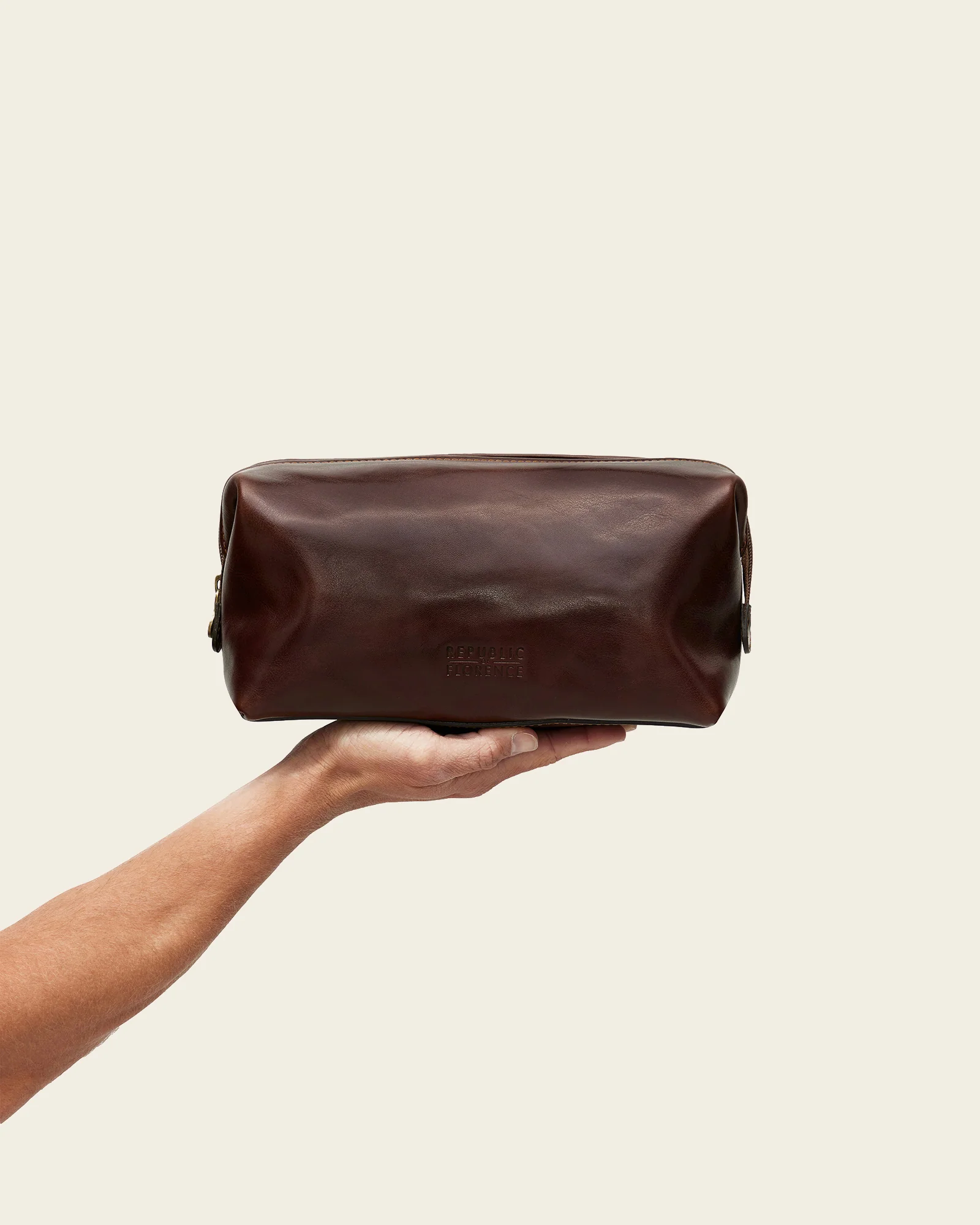 Grand Dopp Kit Terra - Leather Toiletry Bag - Image 3