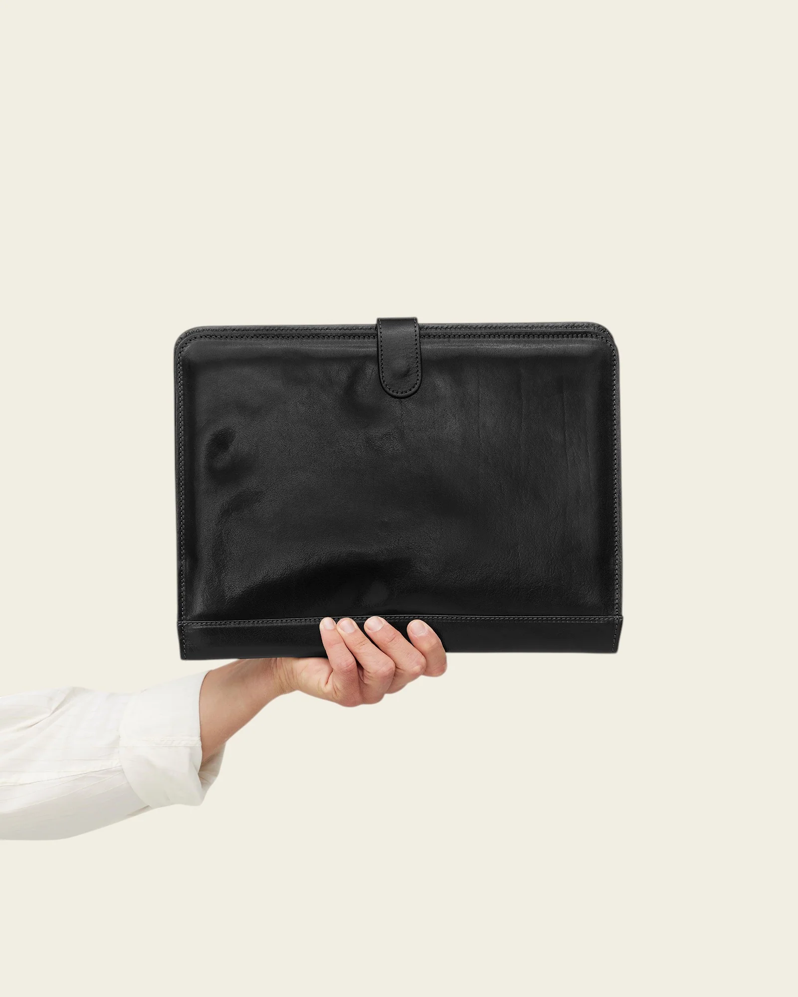 Imperial Jet - Clip-On Leather Compendium - Image 4