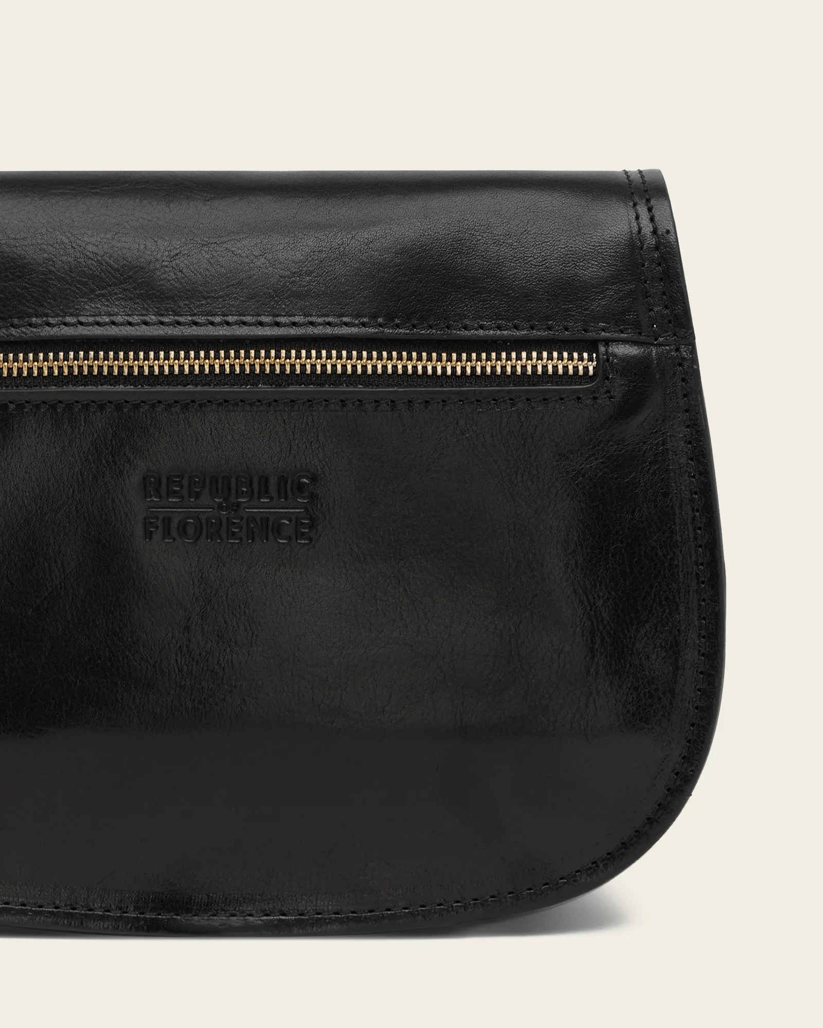 Mia Jet - Leather Crossbody Bag - Image 3